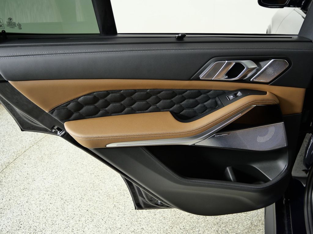 Thumbnail: 2026 BMW X5 - 31