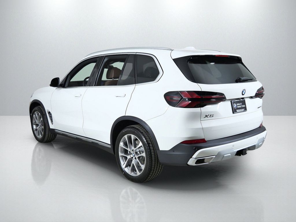 Thumbnail: 2026 BMW X5 - 14