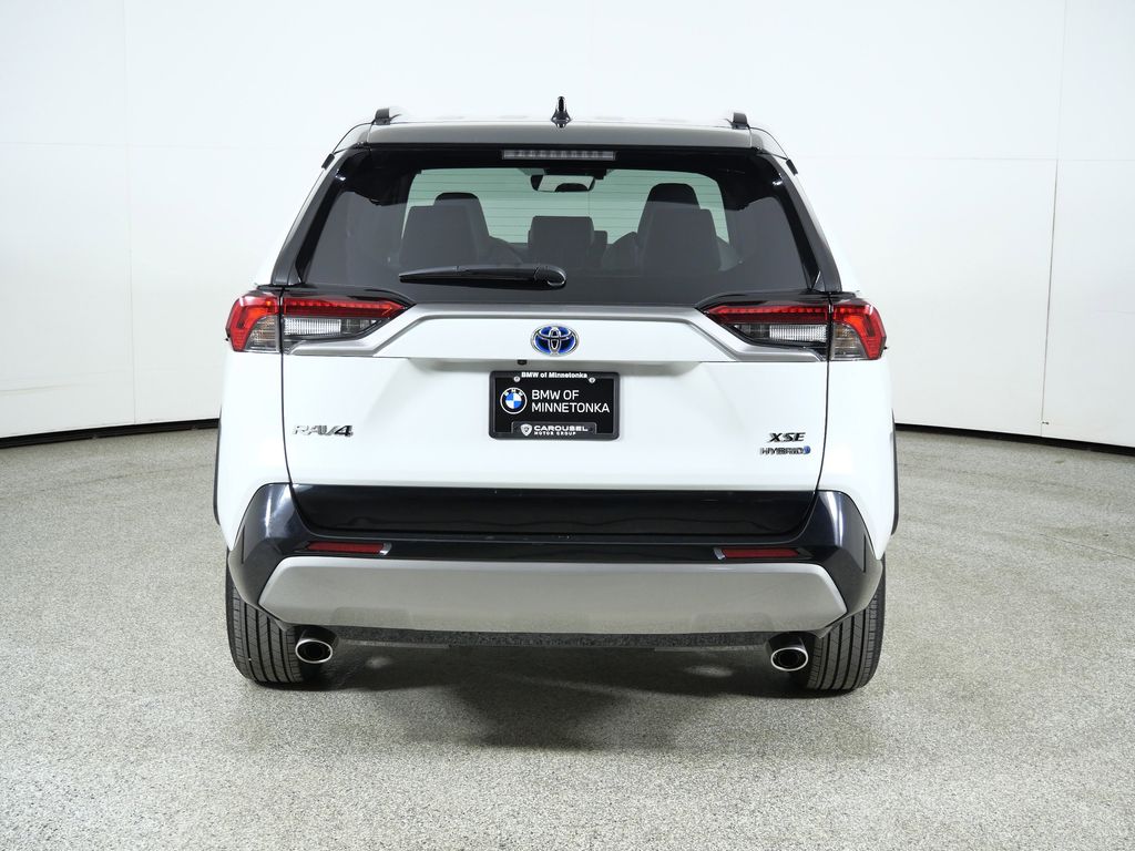 Thumbnail: 2024 Toyota RAV4 - 11