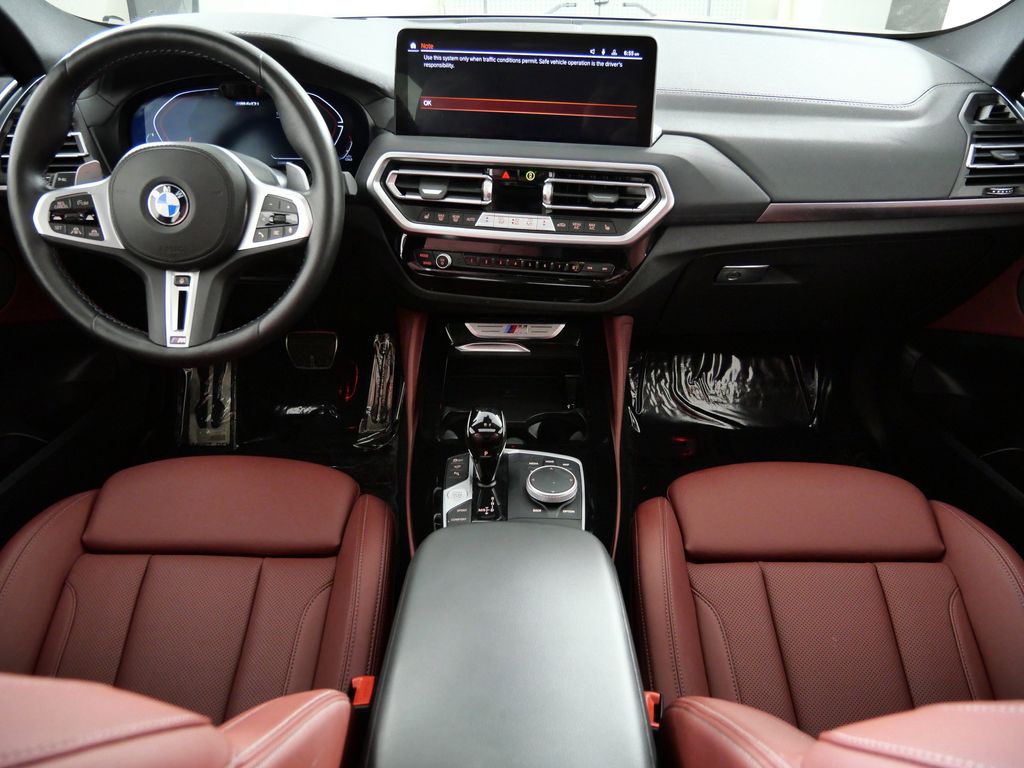 Thumbnail: 2025 BMW X4 - 6