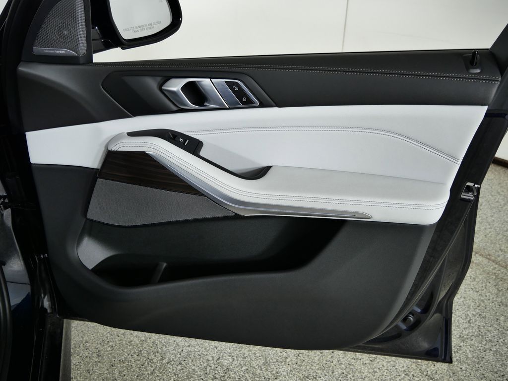 Thumbnail: 2024 BMW X5 - 23