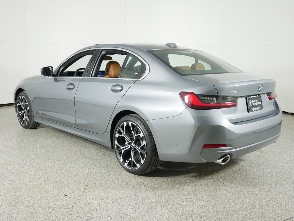 Thumbnail: 2025 BMW 3 Series - 15