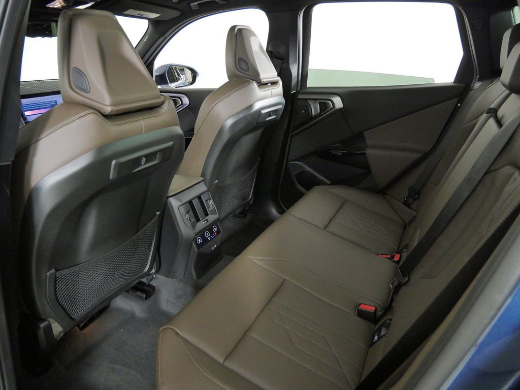 Thumbnail: 2026 BMW X3 - 30