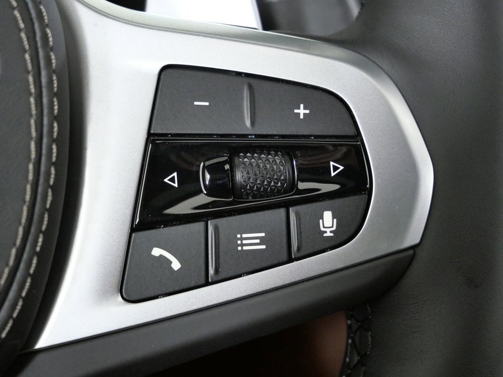 Thumbnail: 2026 BMW 8 Series - 43