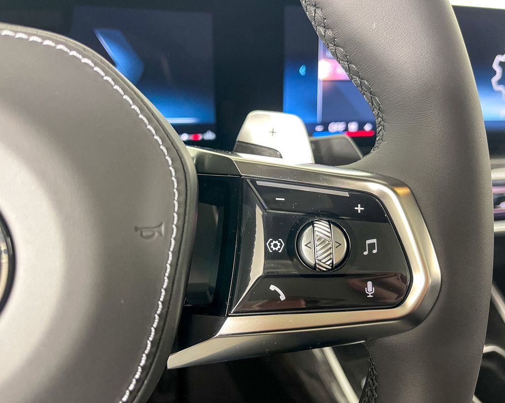 Thumbnail: 2025 BMW 7 Series - 40