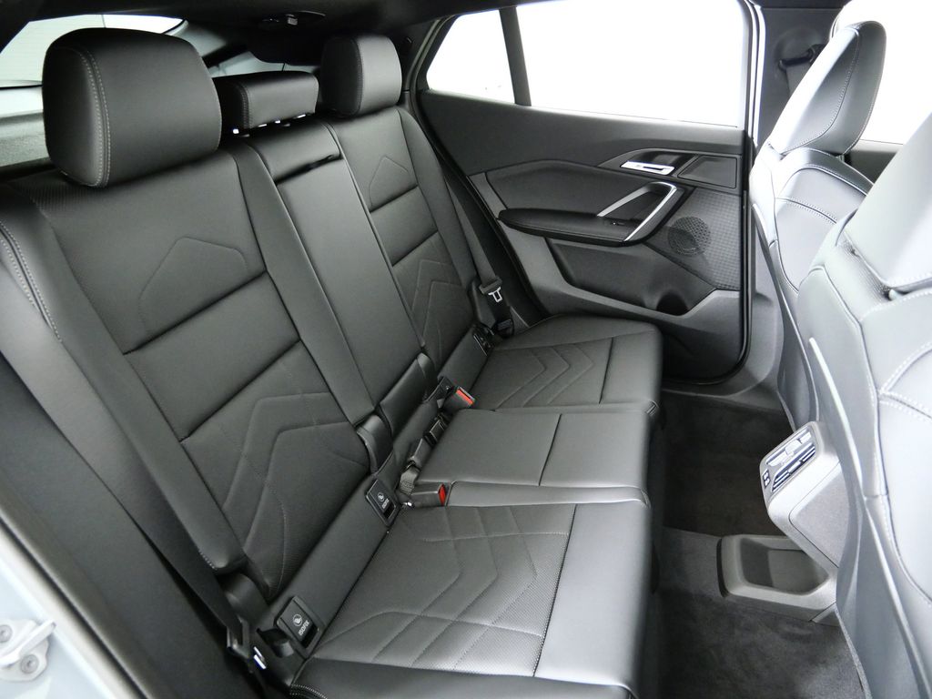 Thumbnail: 2026 BMW X2 - 26