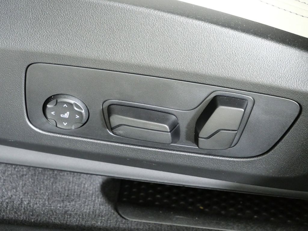 Thumbnail: 2026 BMW X2 - 38