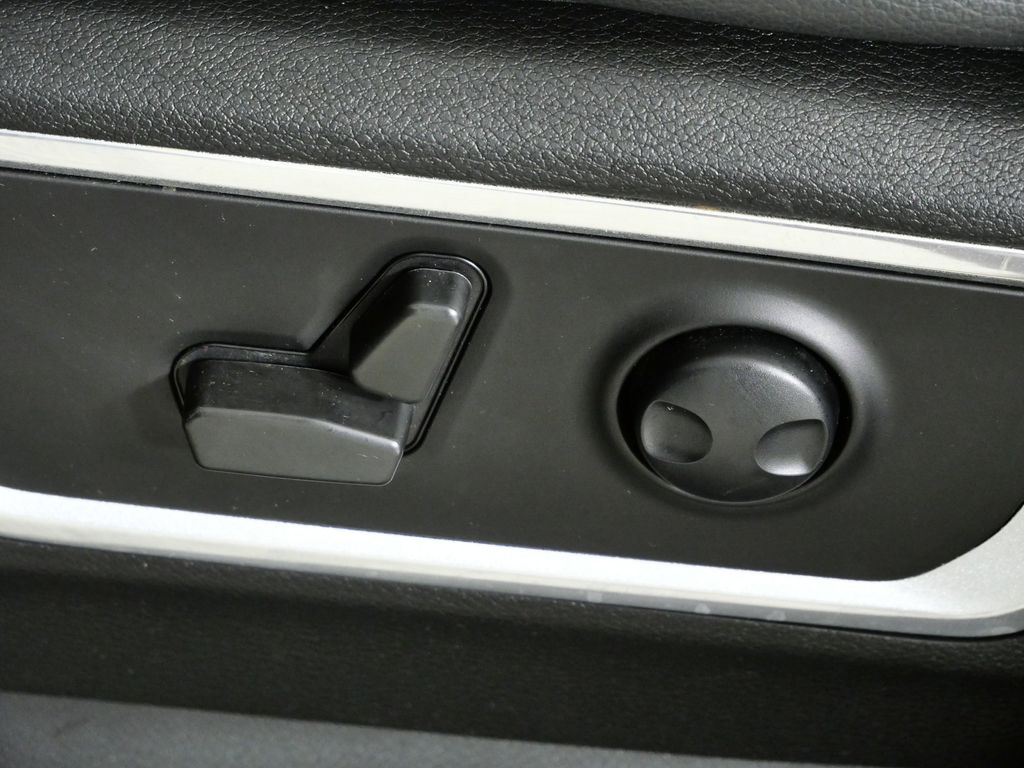 Thumbnail: 2022 RAM 1500 - 36