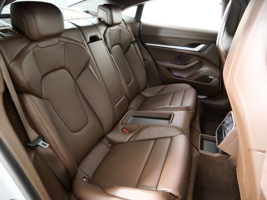 Thumbnail: 2024 Porsche Taycan - 27