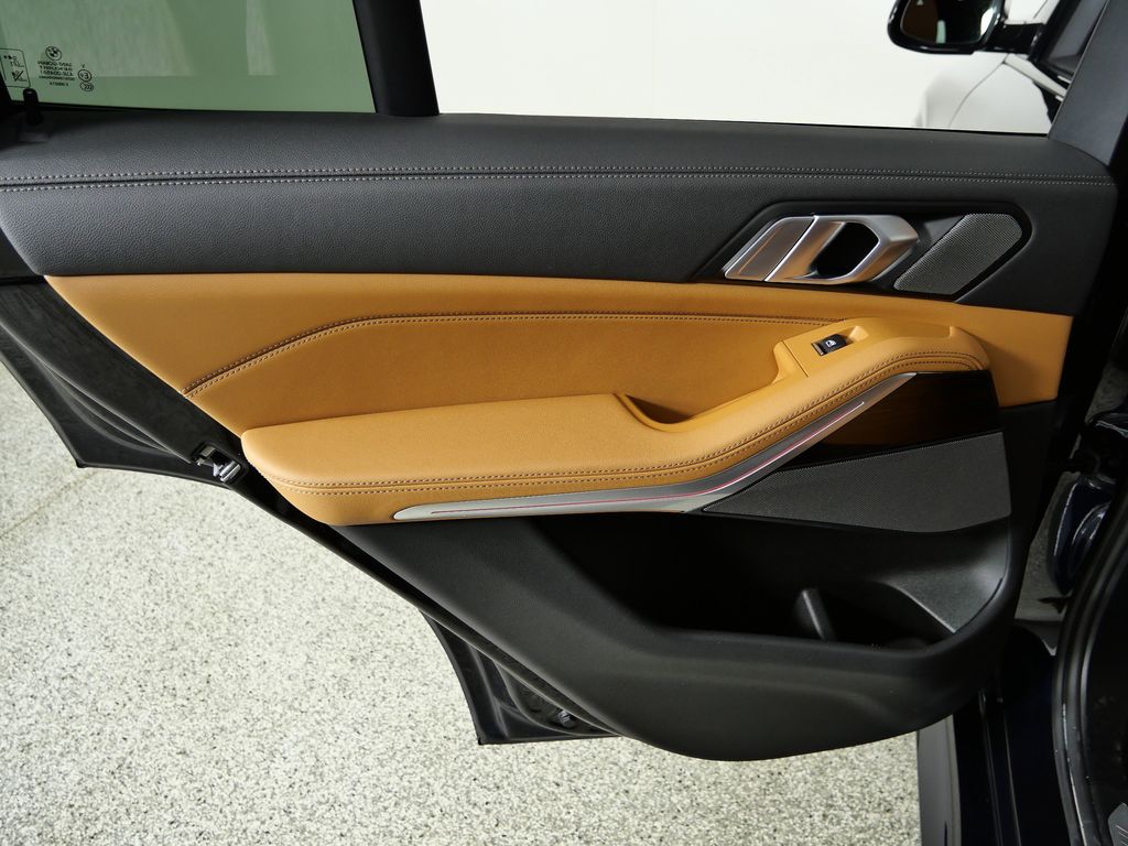 Thumbnail: 2023 BMW X5 - 31