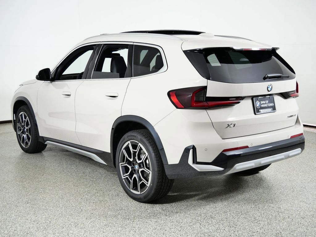 Thumbnail: 2026 BMW X1 - 16