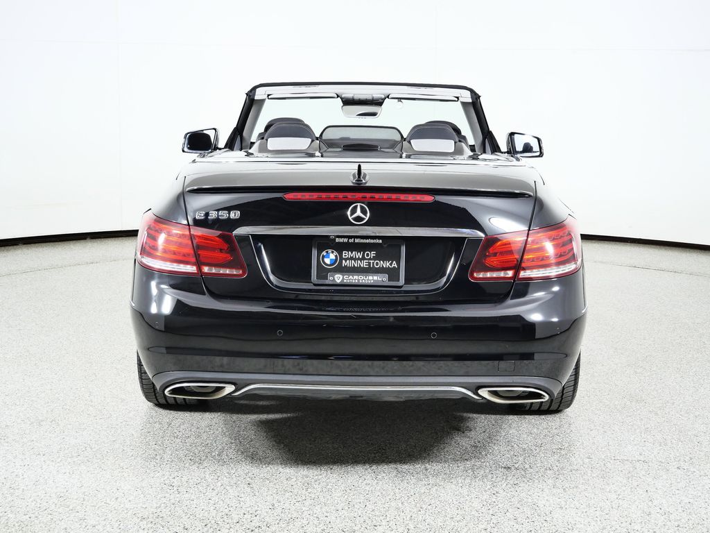 Thumbnail: 2014 Mercedes-Benz E-Class - 11