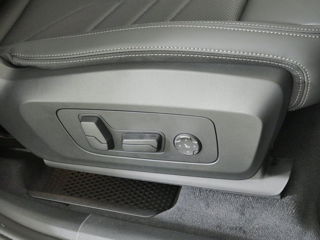 Thumbnail: 2026 BMW X1 - 22