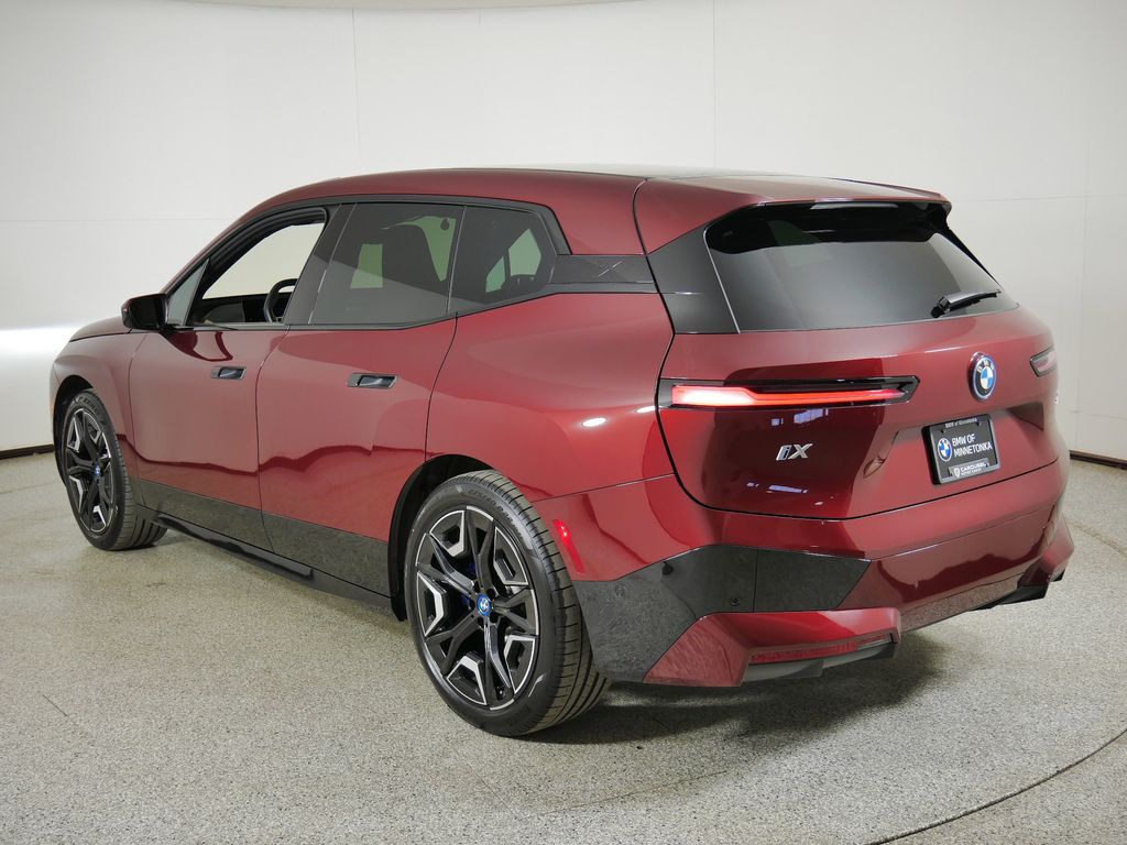 Thumbnail: 2023 BMW iX - 17