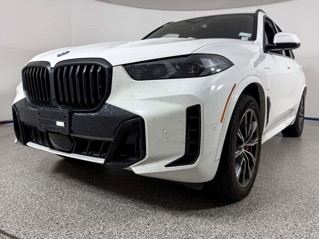 Thumbnail: 2025 BMW X5 - 5