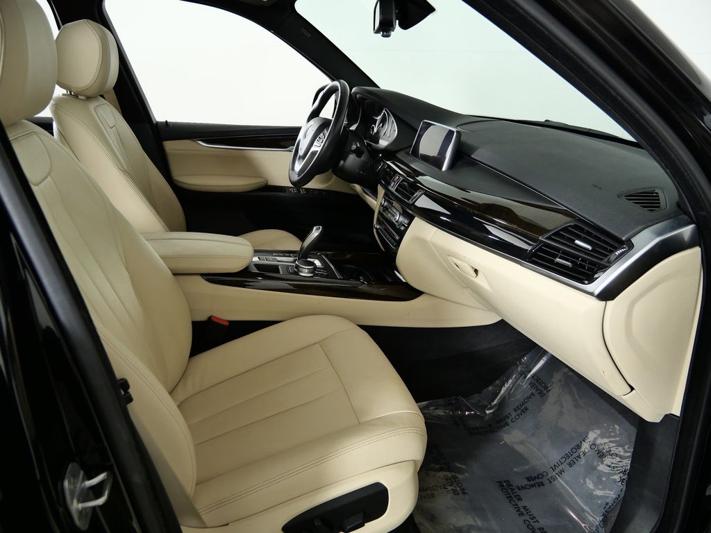 Thumbnail: 2017 BMW X5 - 21