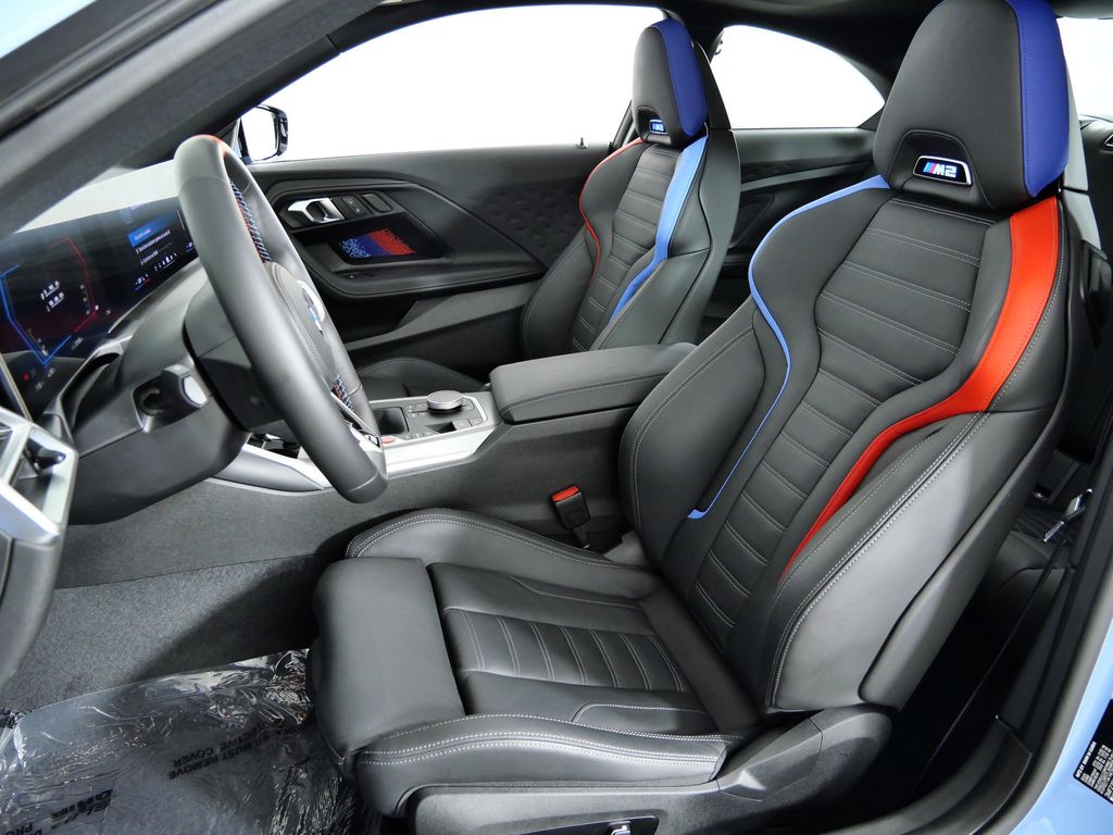 Thumbnail: 2025 BMW M2 - 31