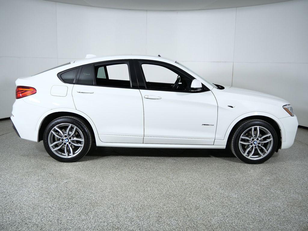 Thumbnail: 2017 BMW X4 - 9