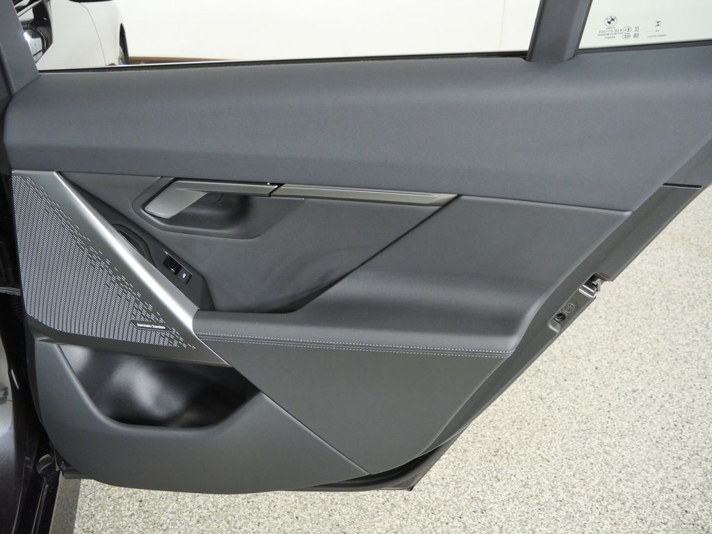 Thumbnail: 2026 BMW 5 Series - 28