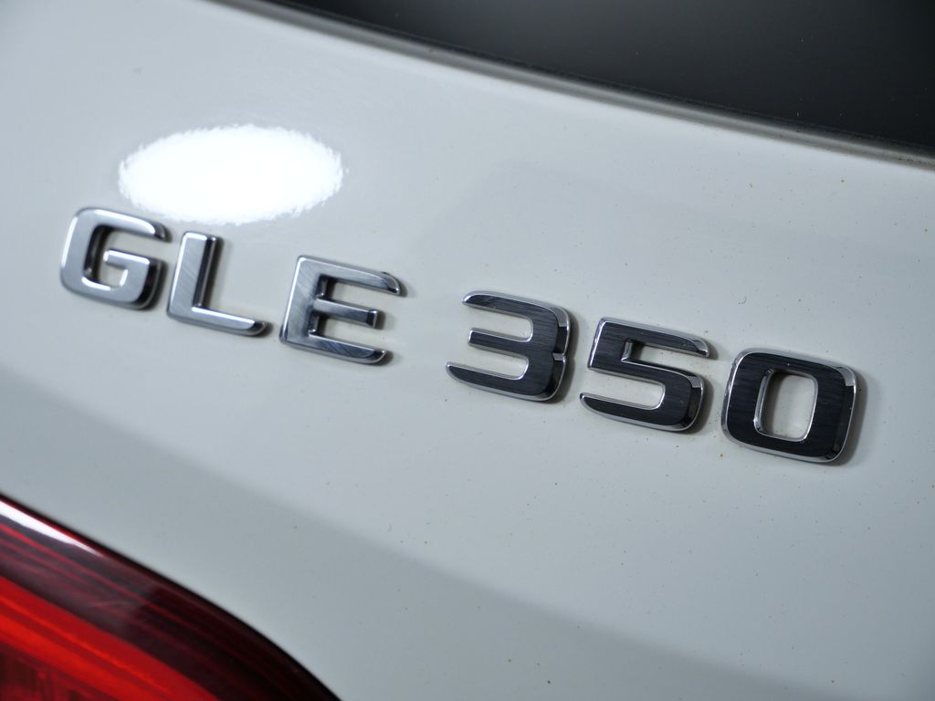 Thumbnail: 2017 Mercedes-Benz GLE - 14