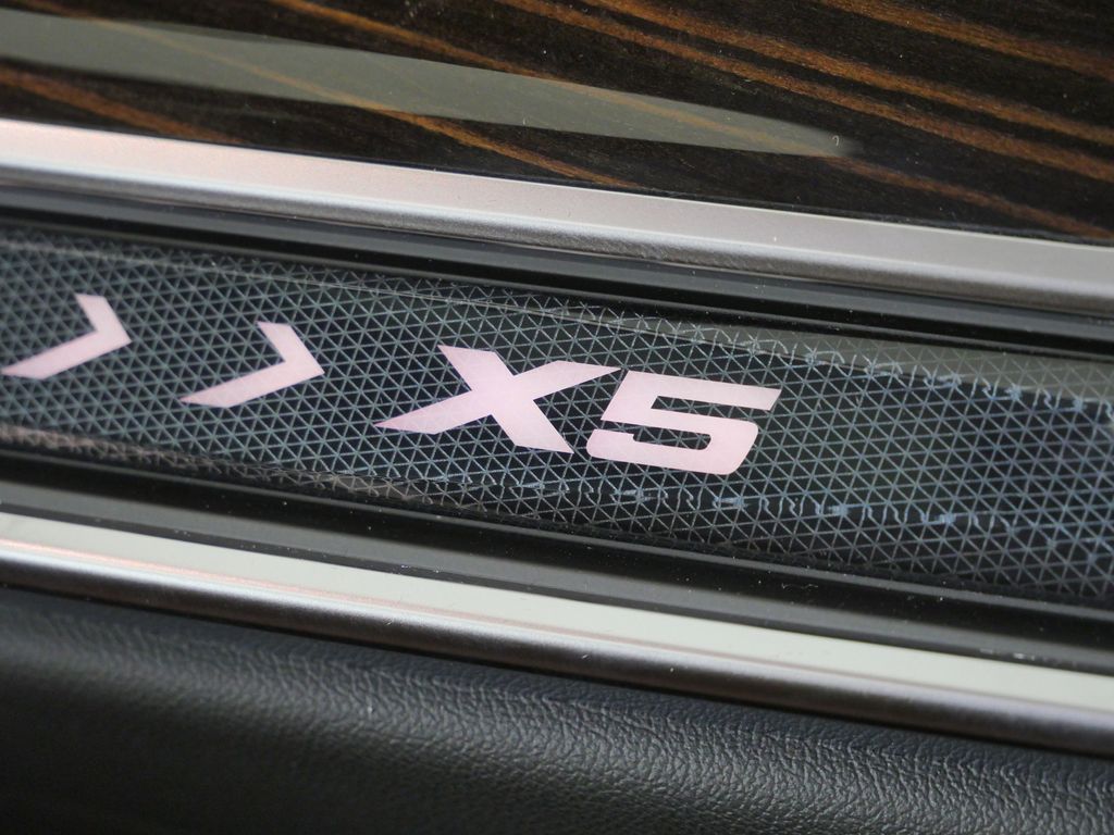 Thumbnail: 2026 BMW X5 - 24
