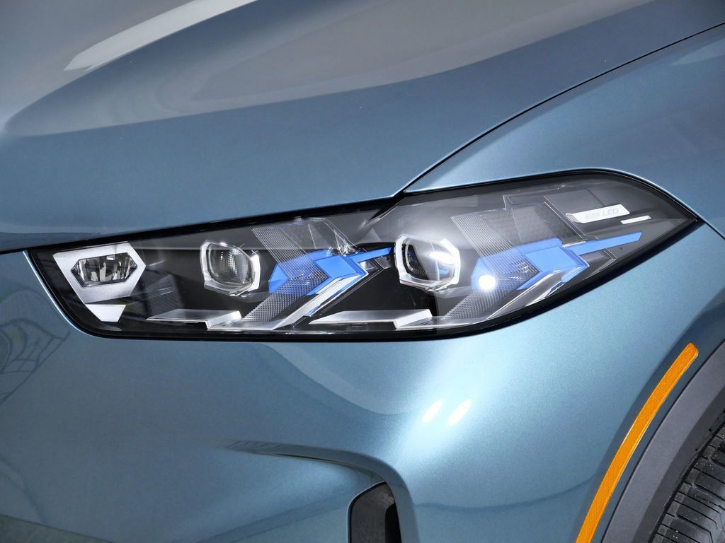 Thumbnail: 2026 BMW X5 - 5