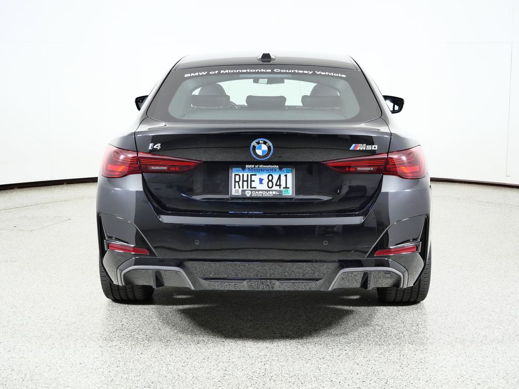 Thumbnail: 2025 BMW i4 - 12