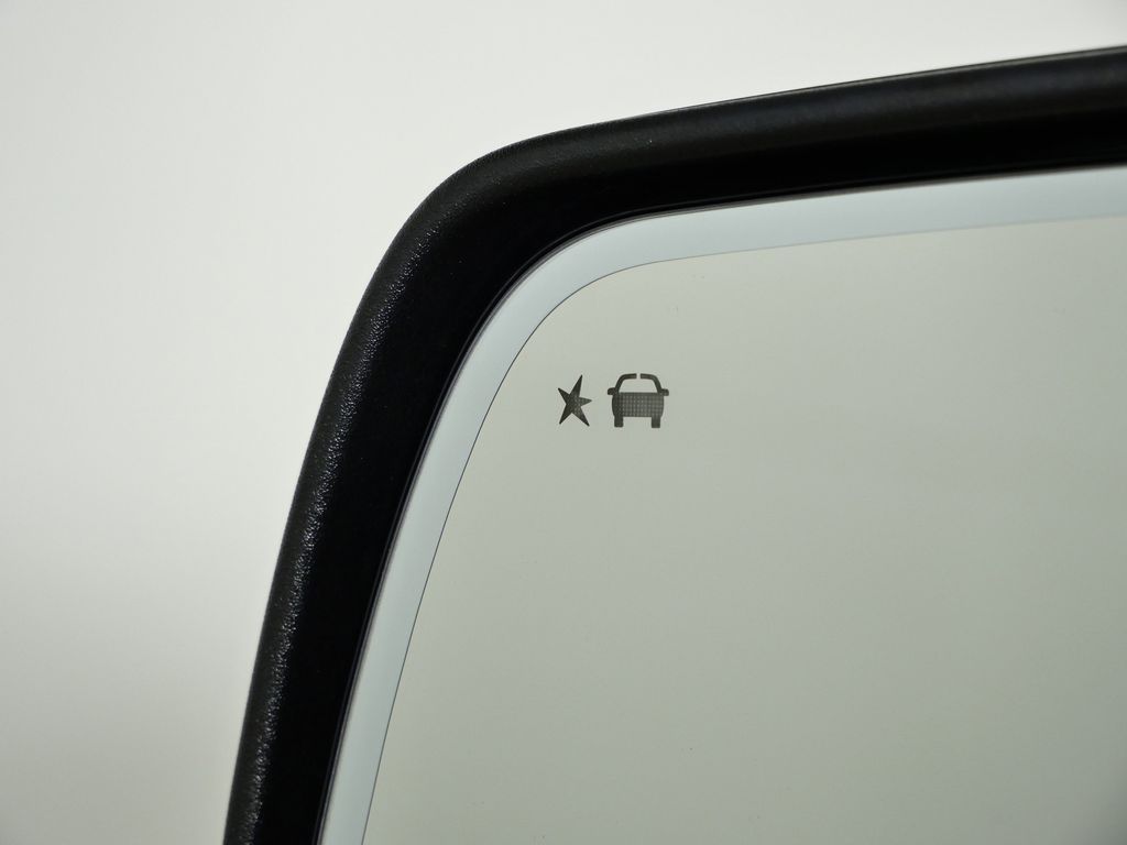 Thumbnail: 2017 GMC Acadia - 38