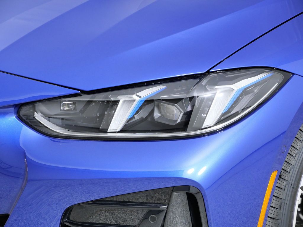 Thumbnail: 2026 BMW 4 Series - 3