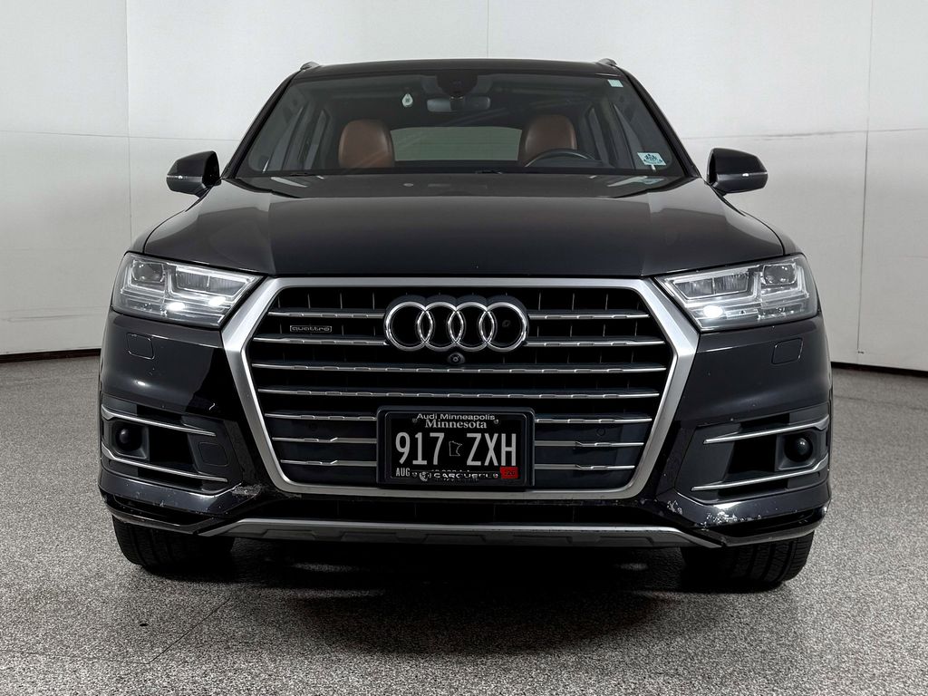 Thumbnail: 2018 Audi Q7 - 3