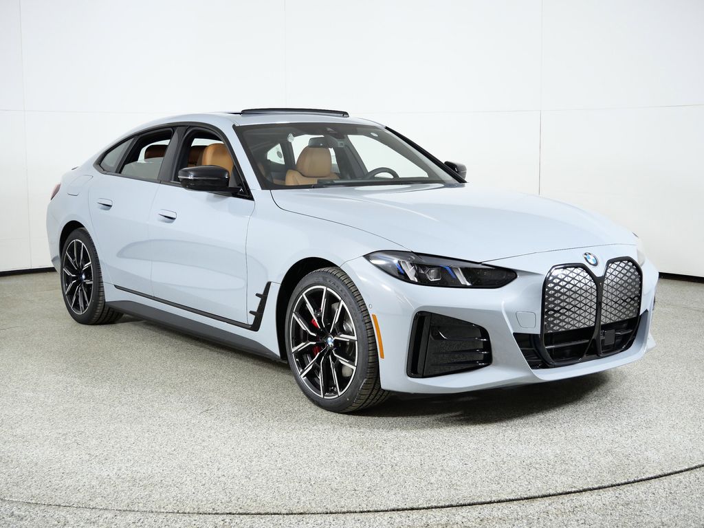 Thumbnail: 2026 BMW i4 - 7