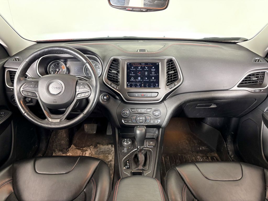 Thumbnail: 2021 Jeep Cherokee - 9