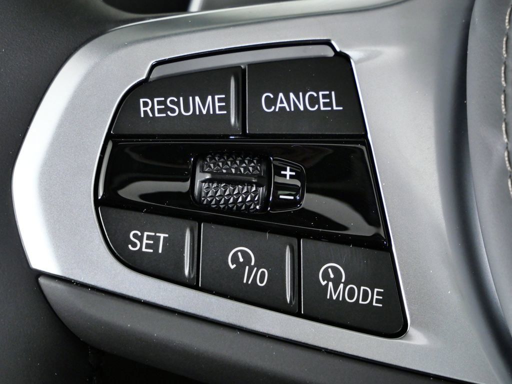 Thumbnail: 2026 BMW X5 - 43