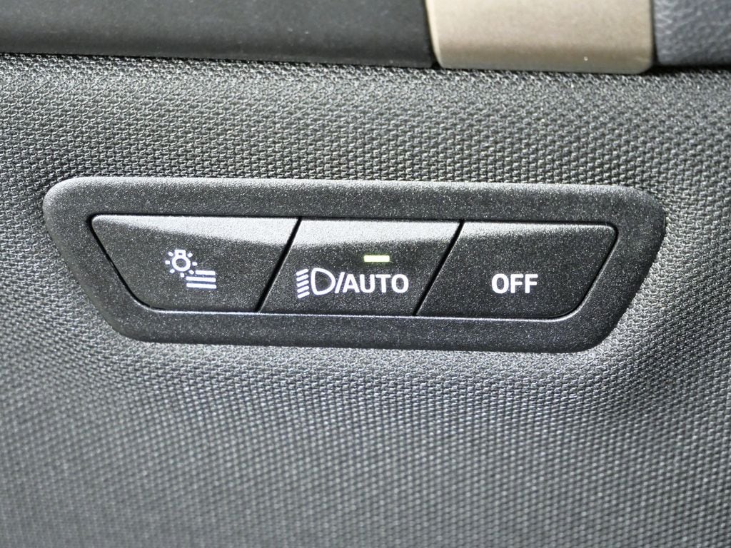 Thumbnail: 2026 BMW iX - 39