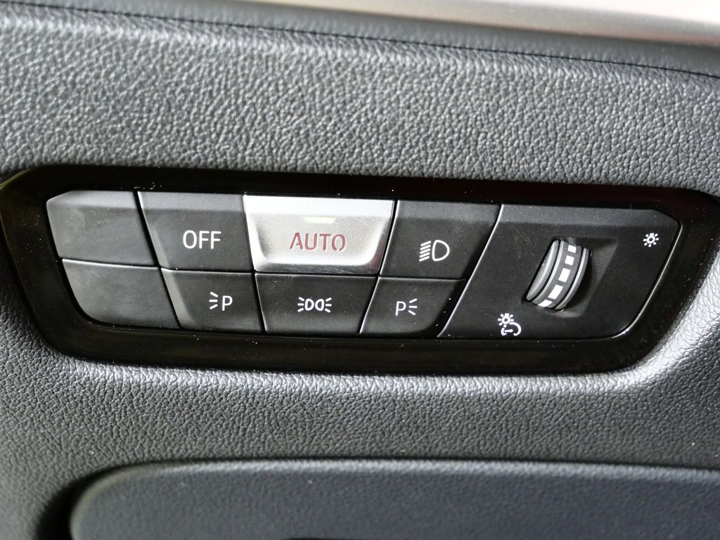 Thumbnail: 2026 BMW M3 - 38