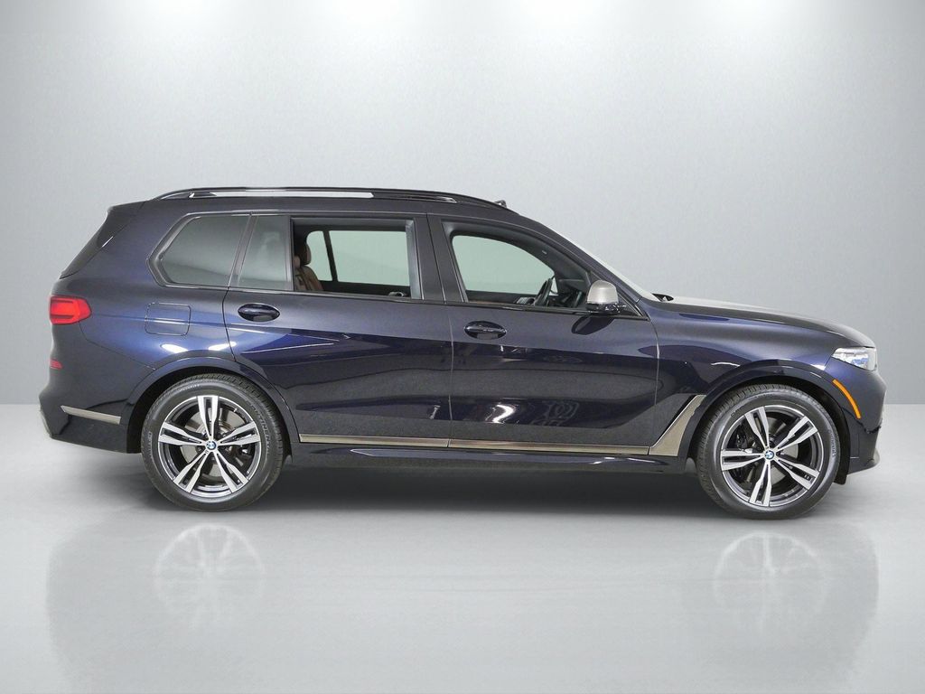 Thumbnail: 2021 BMW X7 - 8