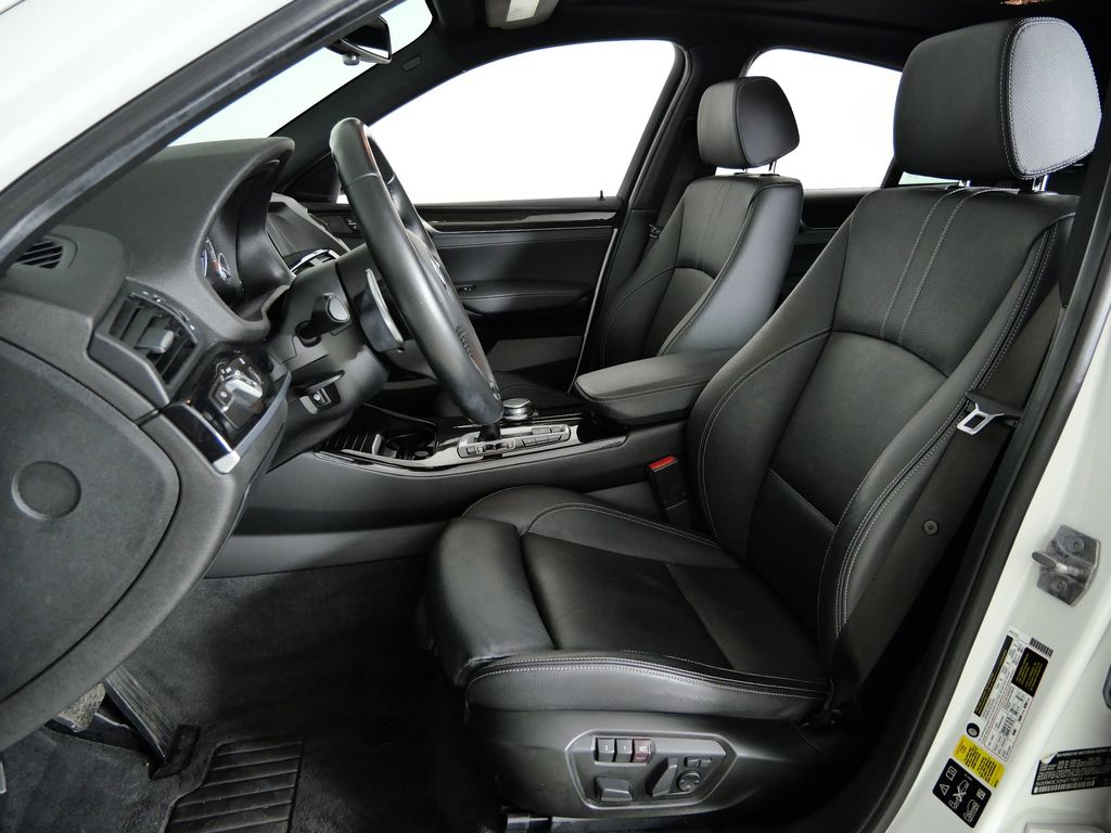 Thumbnail: 2017 BMW X4 - 35