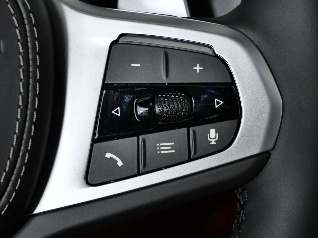 Thumbnail: 2026 BMW 8 Series - 42