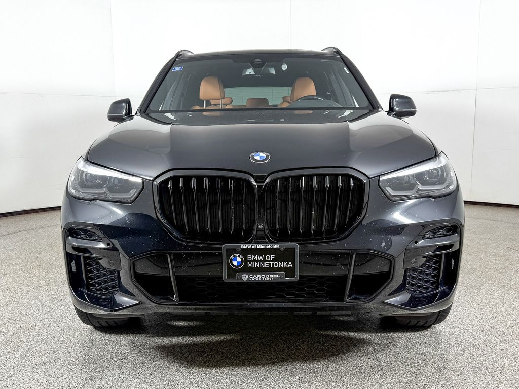 Thumbnail: 2022 BMW X5 - 3