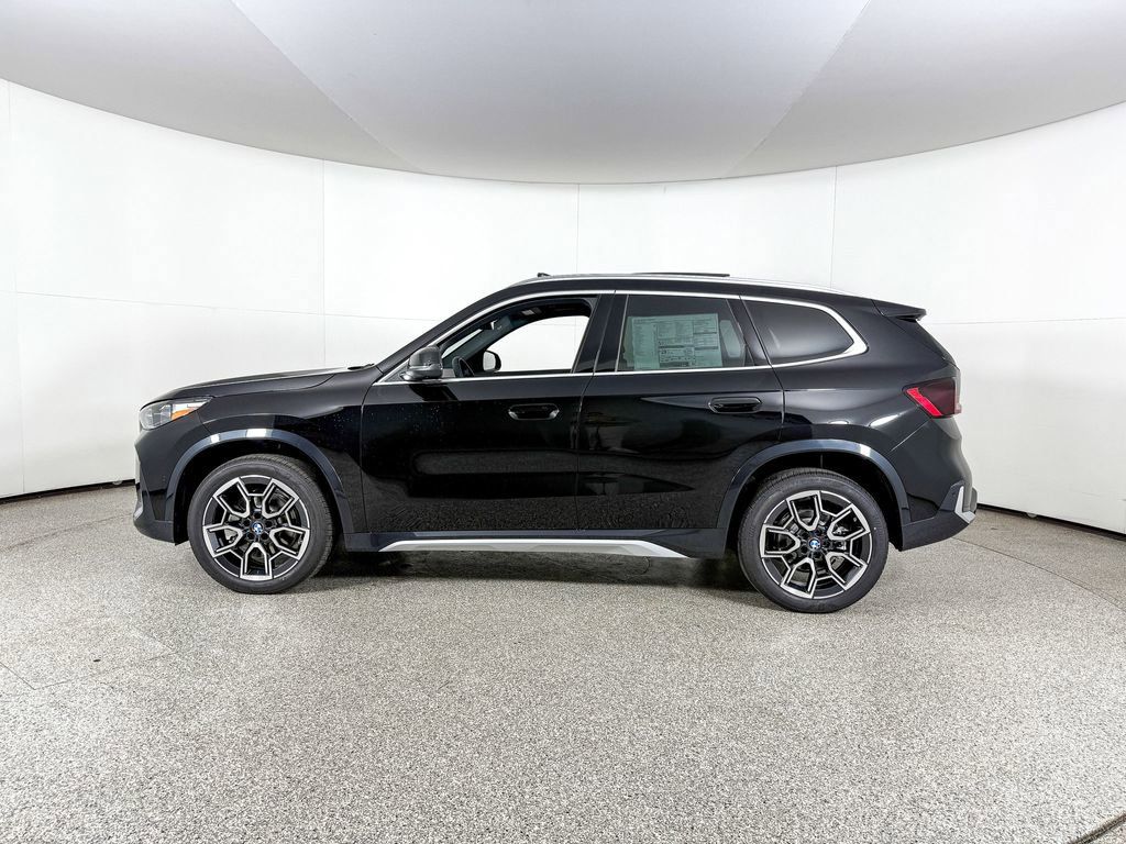 Thumbnail: 2025 BMW X1 - 12