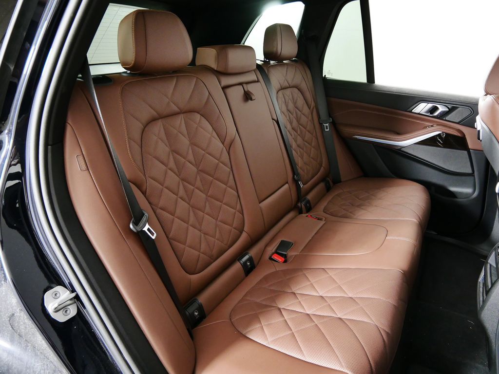 Thumbnail: 2024 BMW X5 - 23