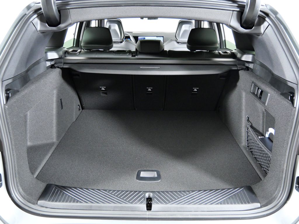 Thumbnail: 2026 BMW X3 - 27