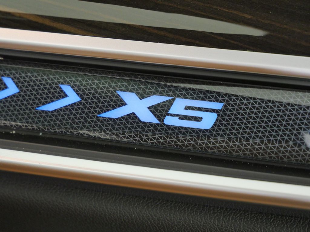 Thumbnail: 2025 BMW X5 - 29