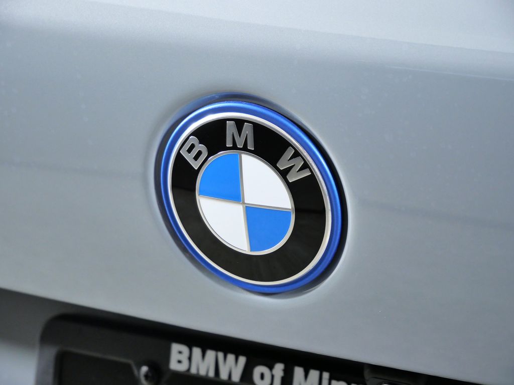 Thumbnail: 2026 BMW X5 - 11