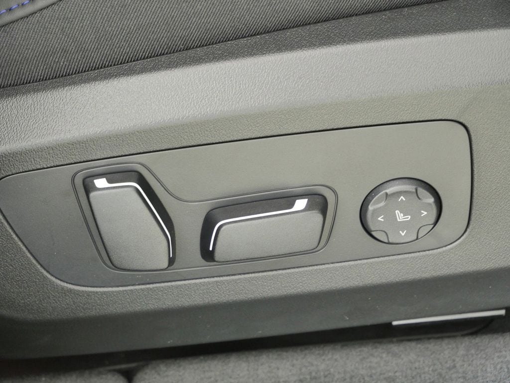 Thumbnail: 2026 BMW X3 - 23