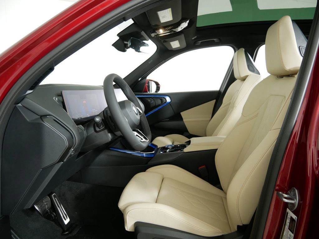 Thumbnail: 2025 BMW X3 - 32