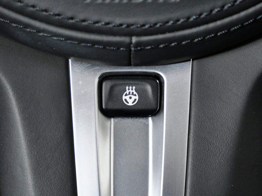 Thumbnail: 2021 BMW 3 Series - 43