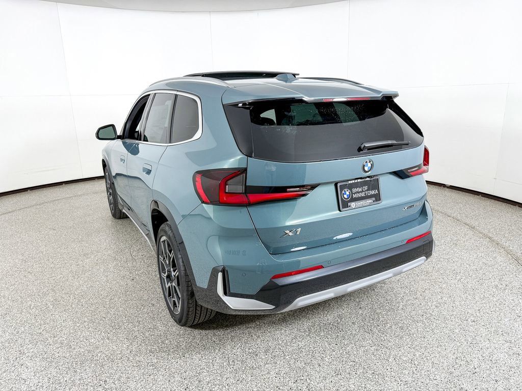 Thumbnail: 2025 BMW X1 - 13