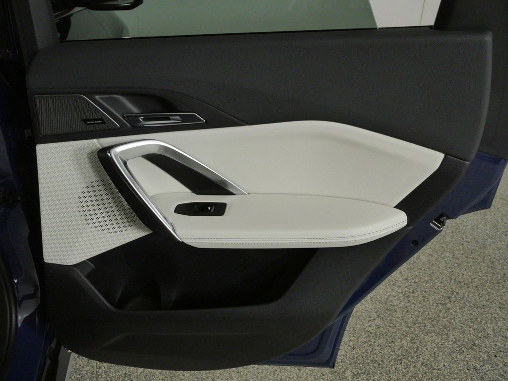 Thumbnail: 2026 BMW X1 - 23