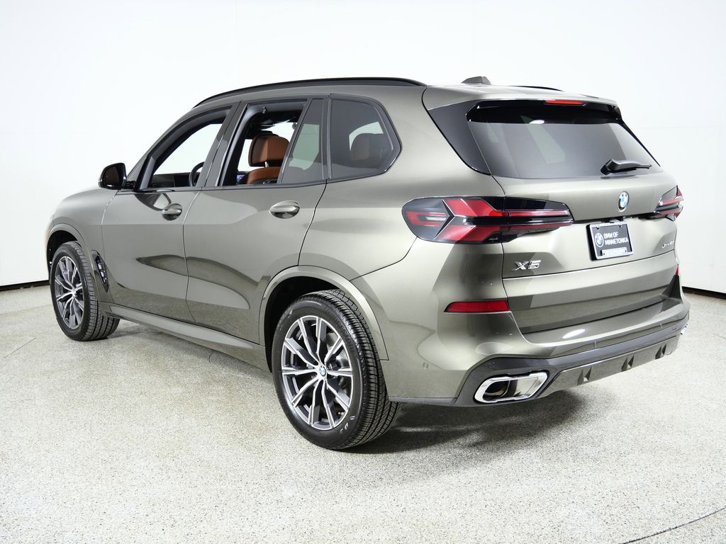 Thumbnail: 2025 BMW X5 - 17